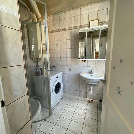 Apartment With 3 Bedrooms