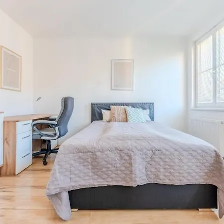 Danube Living Collection - Krems Wilhelm-Gause-Gasse - 90Qm Apartment Mit 3 Schlafzimmern 多瑙河畔克雷姆斯